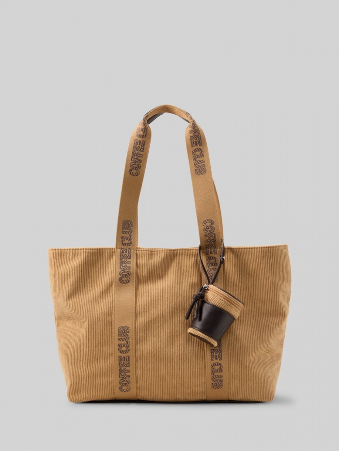 Tom Tailor TTCORTINI L Shopper mit Anhänger - Camel / Camel Nature Tom Tailor TTCORTINI L Shopper mit Anhänger - Camel / Camel Nature