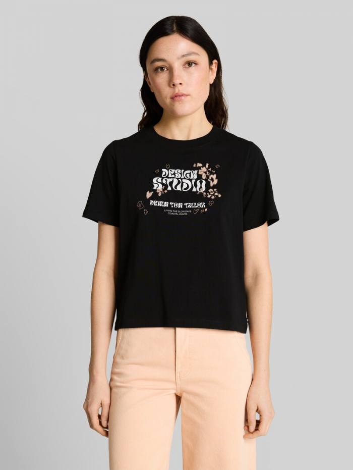 Tom Tailor Loose Fit T-Shirt mit Stickerei - Deep Black Tom Tailor Loose Fit T-Shirt mit Stickerei - Deep Black