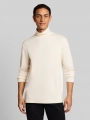Tom Tailor Rollkragenshirt mit Logo-Print - Gardenia White Tom Tailor Rollkragenshirt mit Logo-Print - Gardenia White