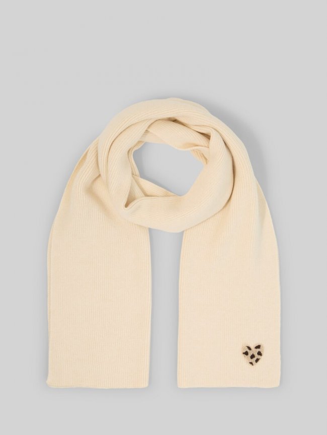 Tom Tailor Strickschal mit Badge - Whisper Offwhite Melange Tom Tailor Strickschal mit Badge - Whisper Offwhite Melange