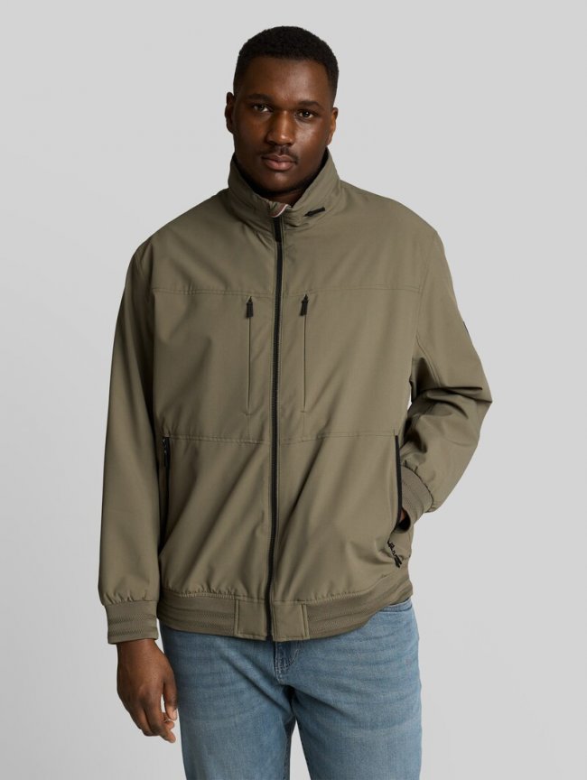 Tom Tailor Plus Size - Blouson Jacke mit verstaubarer Kapuze - Faded Leaf Green Tom Tailor Plus Size - Blouson Jacke mit verstaubarer Kapuze - Faded Leaf Green