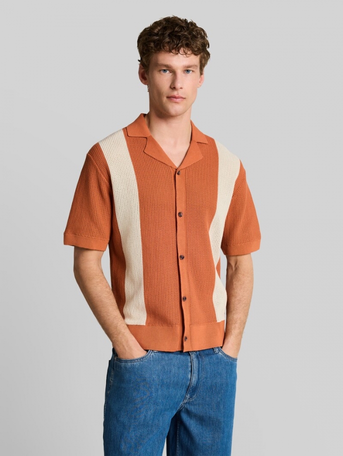 Tom Tailor Strickhemd mit Resort Kragen und Knopfleiste - Orange White Colorblock Tom Tailor Strickhemd mit Resort Kragen und Knopfleiste - Orange White Colorblock