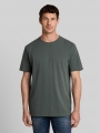 Tom Tailor Piqué T-Shirt mit Logo-Badge - Darkest Olive Tom Tailor Piqué T-Shirt mit Logo-Badge - Darkest Olive