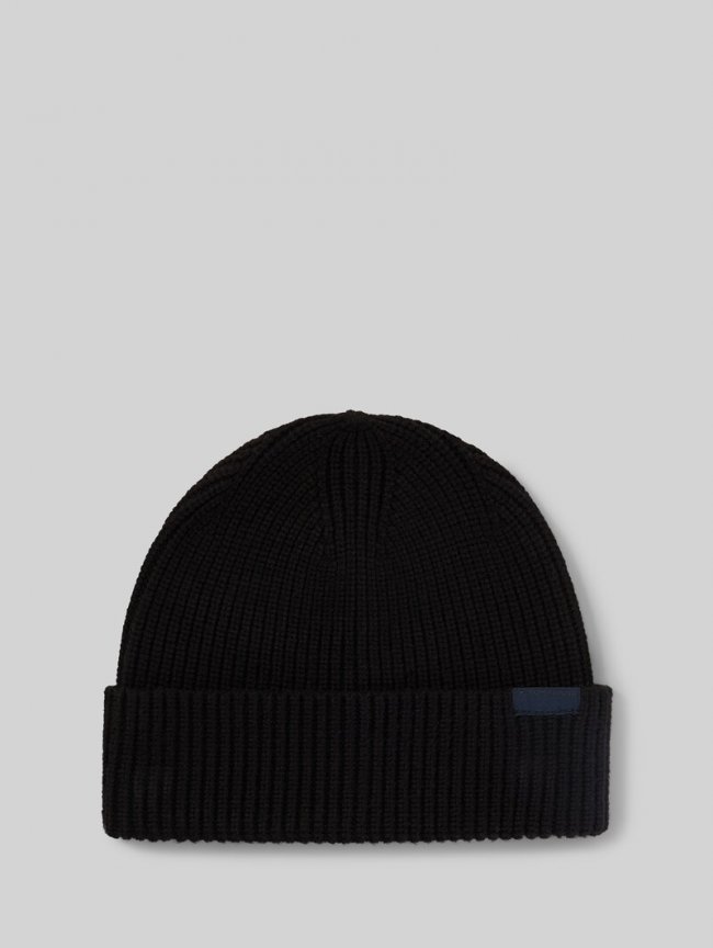 Tom Tailor Beanie Mütze mit Logo-Label - Black Tom Tailor Beanie Mütze mit Logo-Label - Black