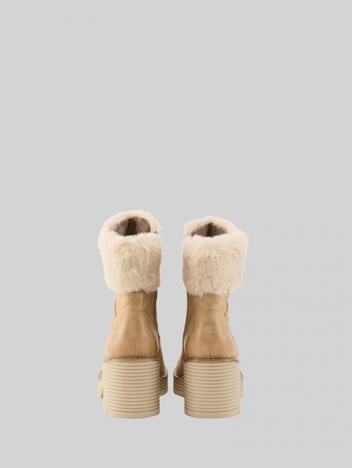 Tom Tailor Gefütterte Stiefeletten mit Block-Absatz - Sand Tom Tailor Gefütterte Stiefeletten mit Block-Absatz - Sand