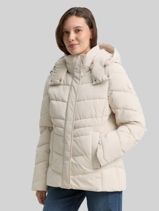 Tom Tailor Puffer-Jacke mit abnehmbarer Kapuze - Cold Beige Tom Tailor Puffer-Jacke mit abnehmbarer Kapuze - Cold Beige