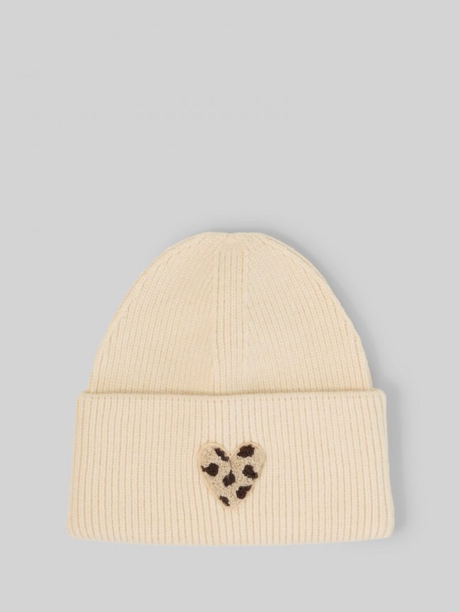 Tom Tailor Beanie Mütze mit Badge - Whisper Offwhite Melange Tom Tailor Beanie Mütze mit Badge - Whisper Offwhite Melange