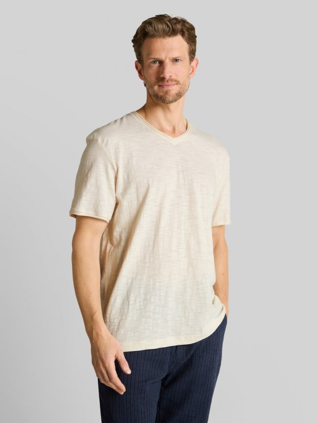 Tom Tailor T-Shirt mit V-Ausschnitt - Gardenia White Tom Tailor T-Shirt mit V-Ausschnitt - Gardenia White
