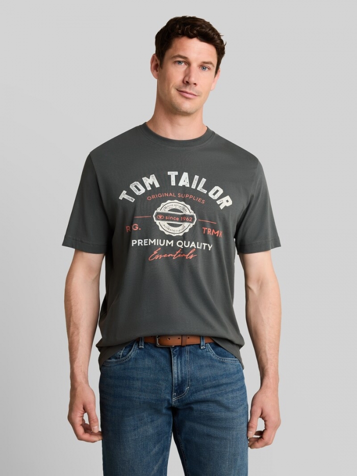 Tom Tailor T-Shirt mit Logo-Print - Darkest Olive Tom Tailor T-Shirt mit Logo-Print - Darkest Olive