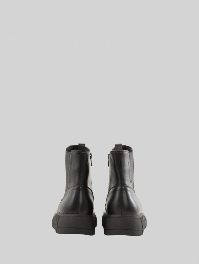 Tom Tailor Chelsea Boots mit Plateau-Sohle - Black Tom Tailor Chelsea Boots mit Plateau-Sohle - Black