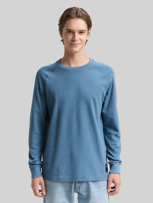 Tom Tailor Langarmshirt mit Waffelstruktur - Dusty Denim Blue Tom Tailor Langarmshirt mit Waffelstruktur - Dusty Denim Blue