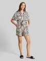 Tom Tailor Loose Fit Shorts mit Leinenanteil - Beige Black Flower Print Tom Tailor Loose Fit Shorts mit Leinenanteil - Beige Black Flower Print