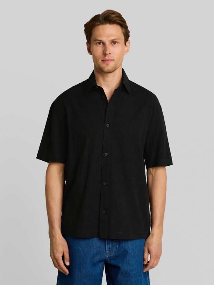 Tom Tailor Loose Fit Kurzarmhemd aus Baumwolle - Black Tom Tailor Loose Fit Kurzarmhemd aus Baumwolle - Black