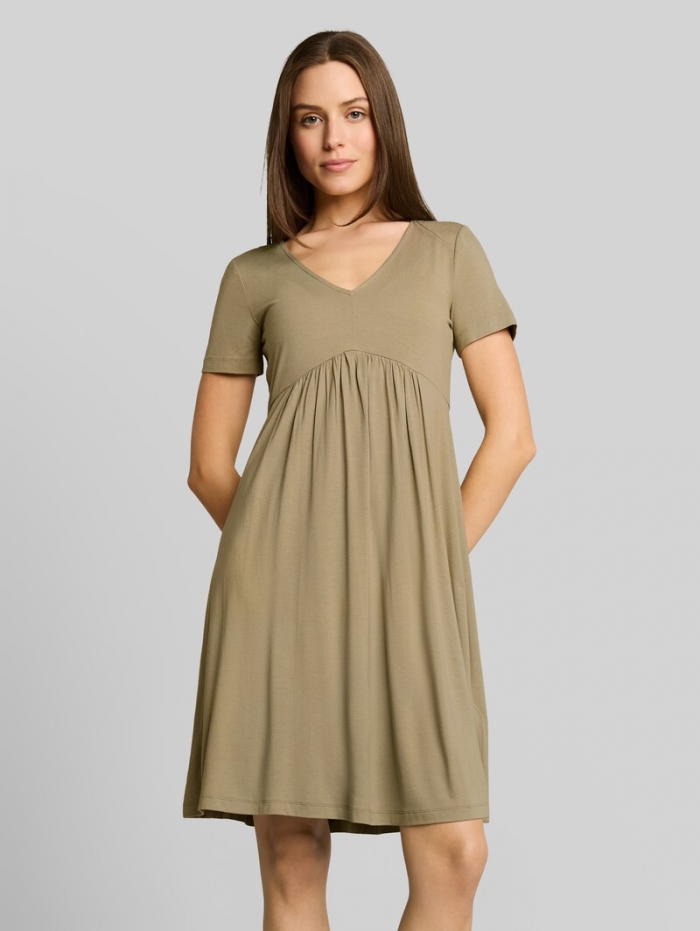 Tom Tailor Jerseykleid mit V-Ausschnitt - Silver Olive Tom Tailor Jerseykleid mit V-Ausschnitt - Silver Olive