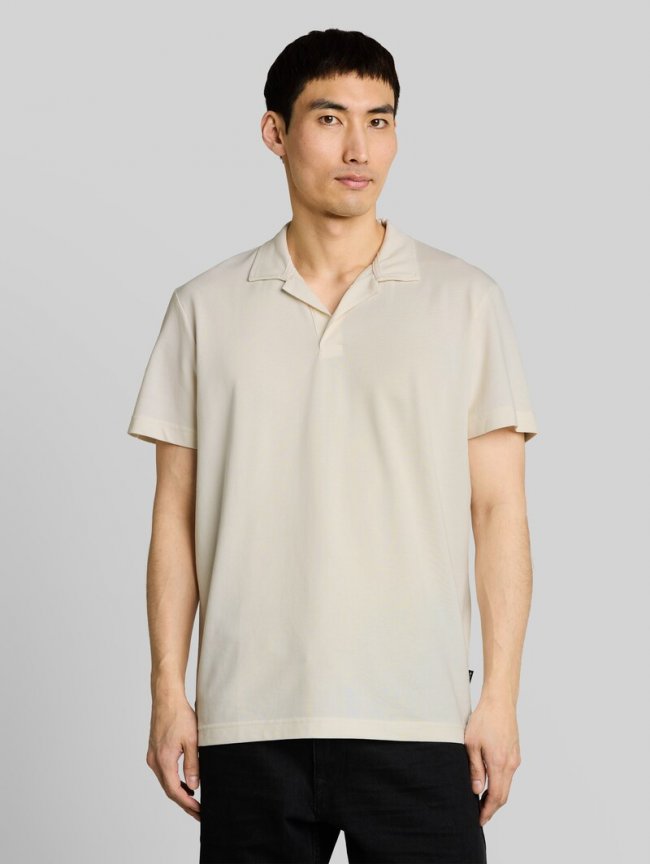 Tom Tailor Resort Poloshirt aus Piqué - Gardenia White Tom Tailor Resort Poloshirt aus Piqué - Gardenia White