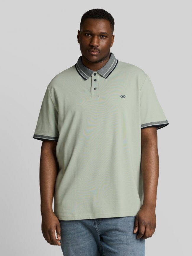 Tom Tailor Plus Size - Piqué Poloshirt mit Logo-Print - Soft Greyish Green Tom Tailor Plus Size - Piqué Poloshirt mit Logo-Print - Soft Greyish Green