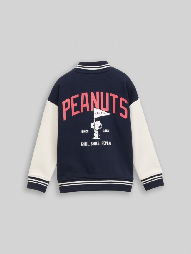 Tom Tailor Oversize College Sweatjacke mit Snoopy-Rückenprint - Sky Captain Blue Tom Tailor Oversize College Sweatjacke mit Snoopy-Rückenprint - Sky Captain Blue