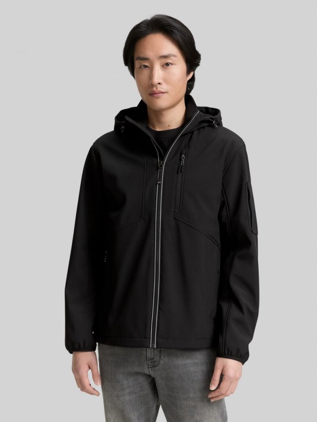 Tom Tailor Softshell Jacke mit Kapuze - Black Tom Tailor Softshell Jacke mit Kapuze - Black