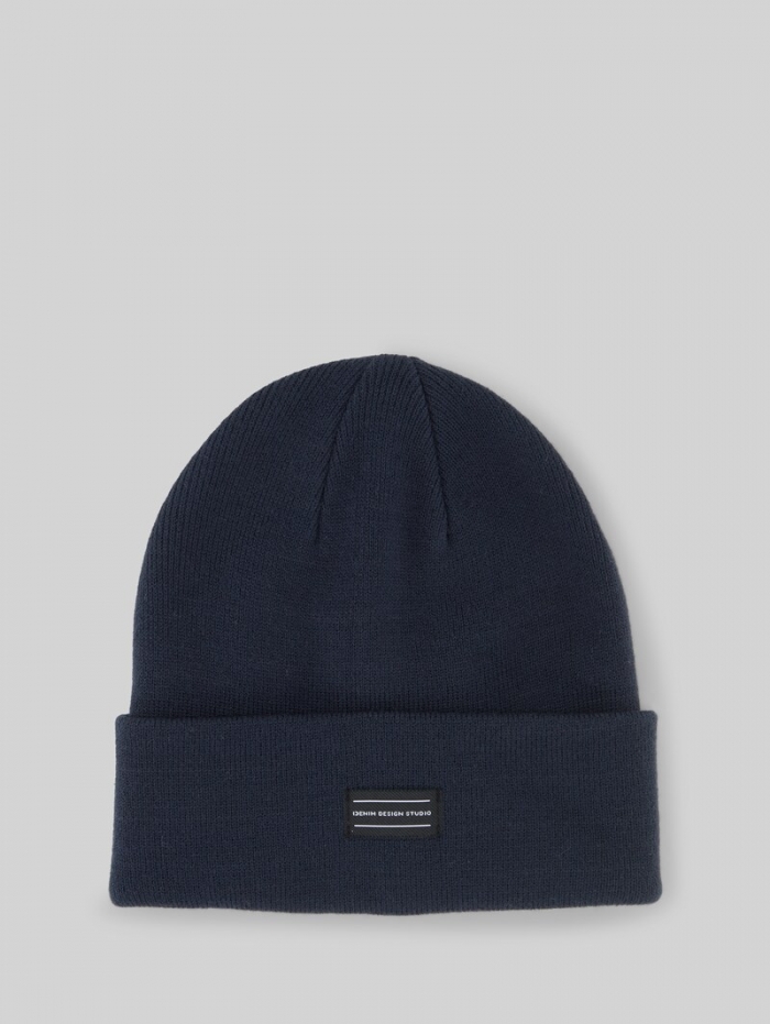Tom Tailor Beanie Mütze mit Logo-Badge - Sky Captain Blue Tom Tailor Beanie Mütze mit Logo-Badge - Sky Captain Blue
