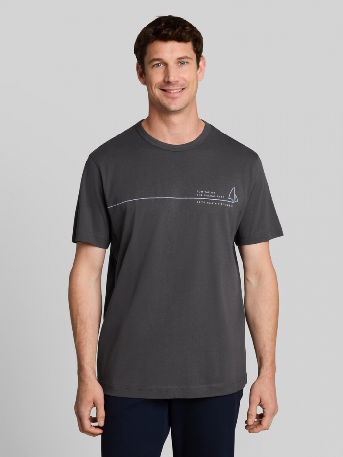 Tom Tailor T-Shirt mit Print - Tarmac Grey Tom Tailor T-Shirt mit Print - Tarmac Grey
