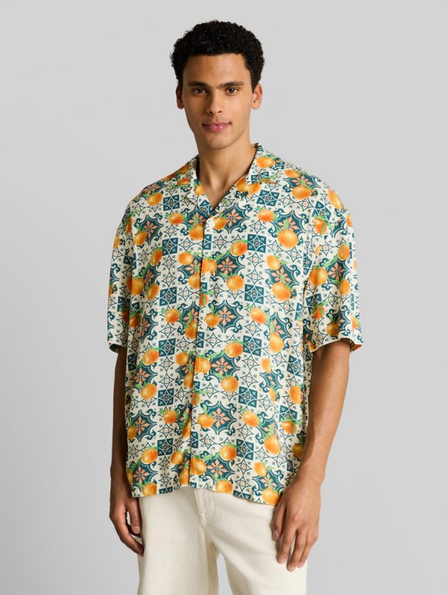 Tom Tailor Loose Fit Resort Kurzarmhemd mit Rückenprint - Colorful Fruit Print Tom Tailor Loose Fit Resort Kurzarmhemd mit Rückenprint - Colorful Fruit Print