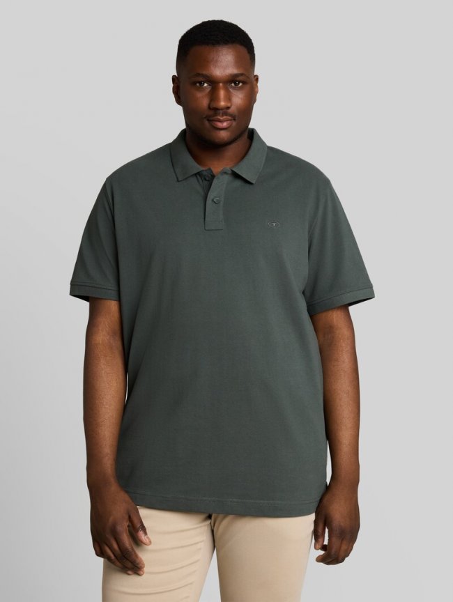 Tom Tailor Plus Size - Piqué Poloshirt mit Logo-Stickerei - Darkest Olive Tom Tailor Plus Size - Piqué Poloshirt mit Logo-Stickerei - Darkest Olive