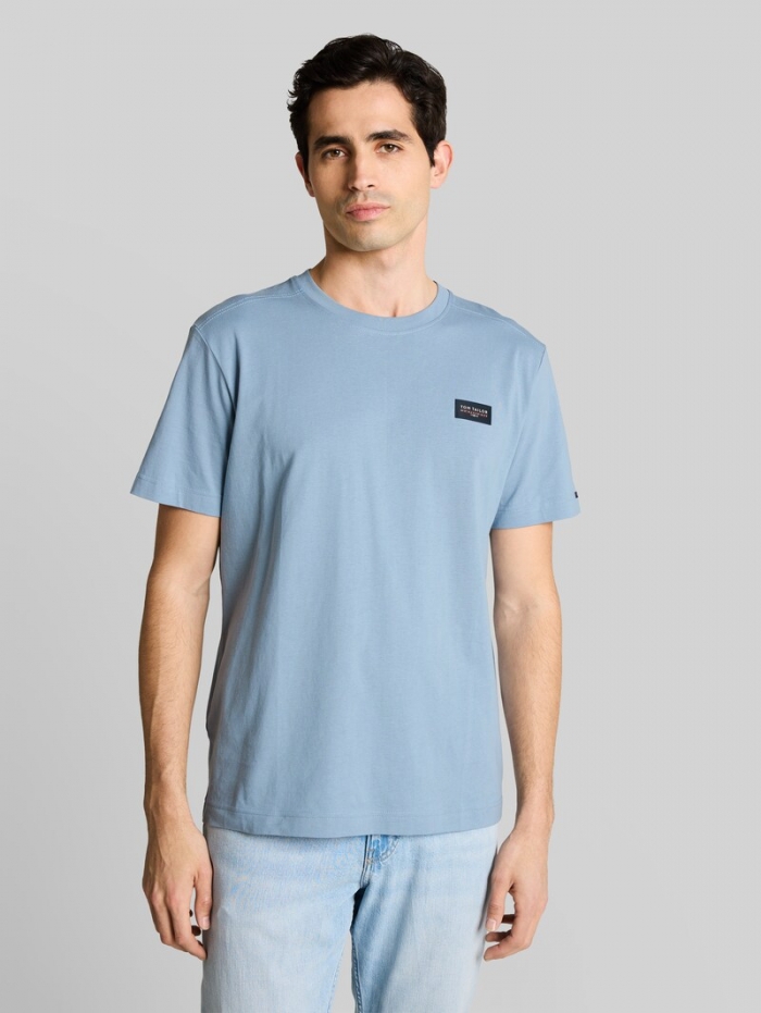 Tom Tailor T-Shirt aus Baumwolle mit Logo-Badge - Mountain Spring Blue Tom Tailor T-Shirt aus Baumwolle mit Logo-Badge - Mountain Spring Blue