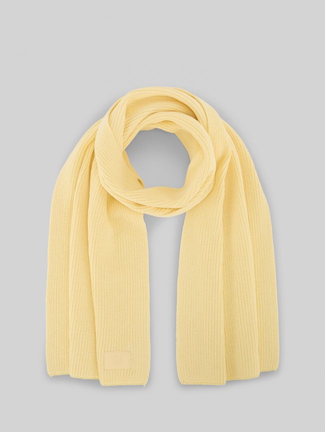Tom Tailor Strickschal mit Badge - Soft Vanilla Yellow Tom Tailor Strickschal mit Badge - Soft Vanilla Yellow
