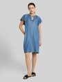 Tom Tailor Loose Fit Kleid mit Quasten - Clean Light Stone Blue Denim Tom Tailor Loose Fit Kleid mit Quasten - Clean Light Stone Blue Denim