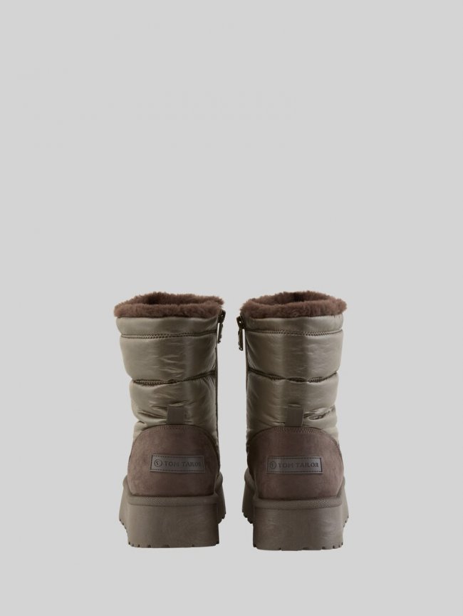 Tom Tailor Gefütterte Schneestiefel mit Wattierung - Lava Tom Tailor Gefütterte Schneestiefel mit Wattierung - Lava