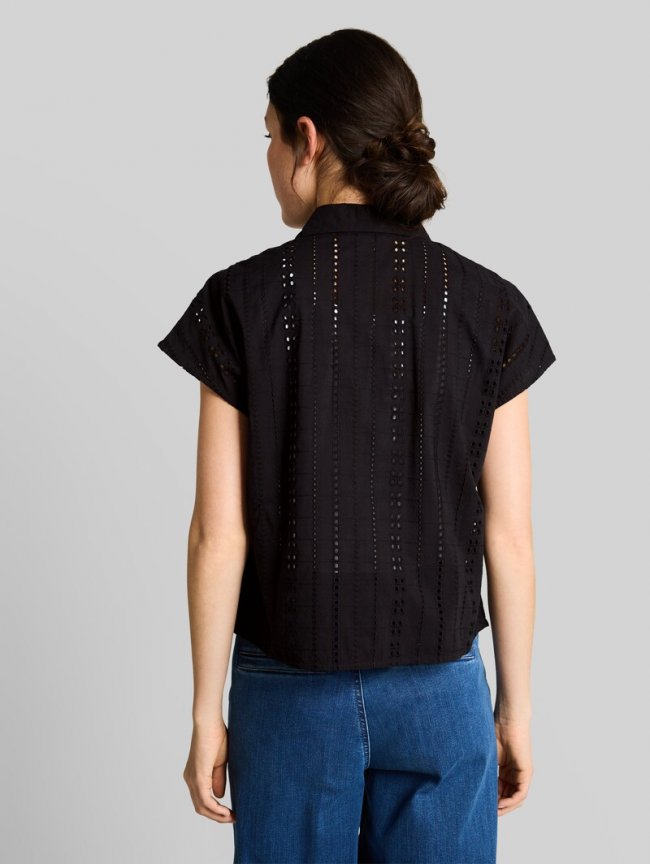 Tom Tailor Bluse mit Lochstickerei - Deep Black Tom Tailor Bluse mit Lochstickerei - Deep Black