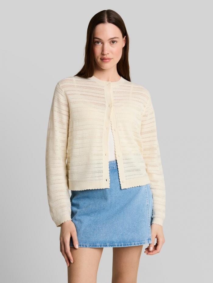 Tom Tailor Cardigan mit Lochmuster - Dove White Tom Tailor Cardigan mit Lochmuster - Dove White