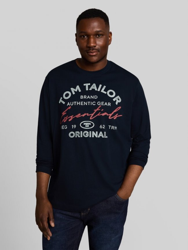 Tom Tailor Plus Size - Langarmshirt mit Logo-Print - Sky Captain Blue Tom Tailor Plus Size - Langarmshirt mit Logo-Print - Sky Captain Blue