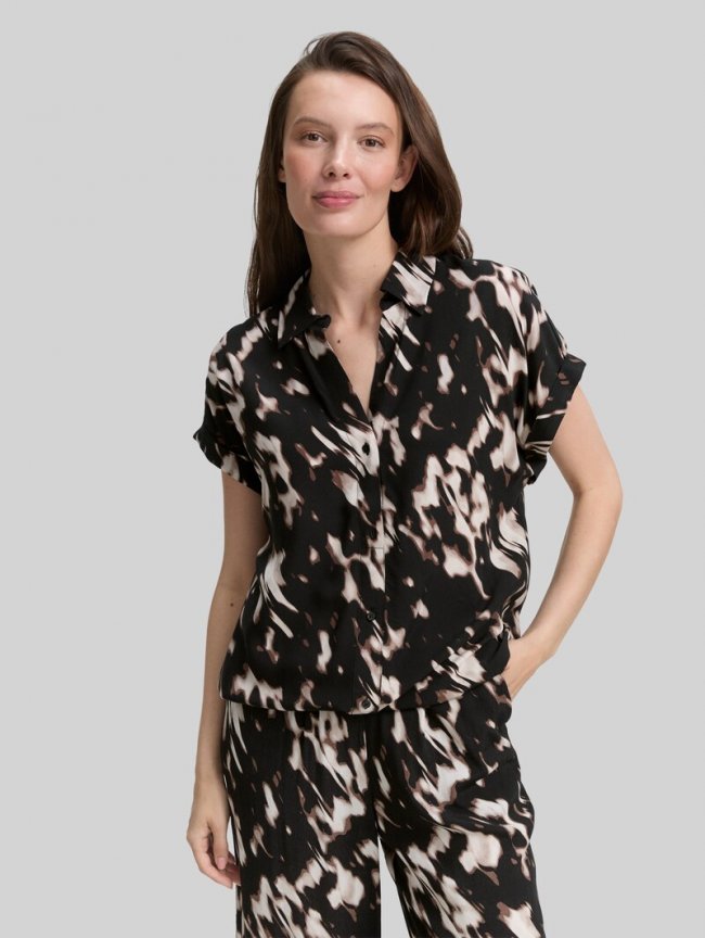 Tom Tailor Bluse mit Muster - Blurry Animal Design Tom Tailor Bluse mit Muster - Blurry Animal Design