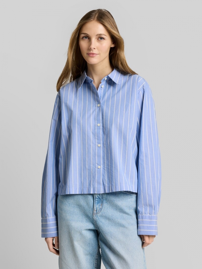 Tom Tailor Boxy Fit Hemdbluse aus Baumwolle - Mid Blue White Stripe Tom Tailor Boxy Fit Hemdbluse aus Baumwolle - Mid Blue White Stripe