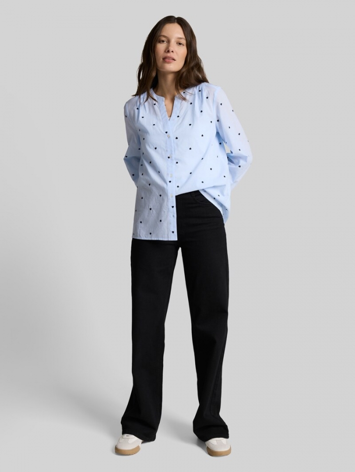 Tom Tailor Bluse mit Herz-Stickerei - Blue Heart Design Tom Tailor Bluse mit Herz-Stickerei - Blue Heart Design