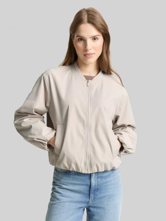 Tom Tailor Bomberjacke aus wasserabweisendem Material - Cloud Grey Tom Tailor Bomberjacke aus wasserabweisendem Material - Cloud Grey