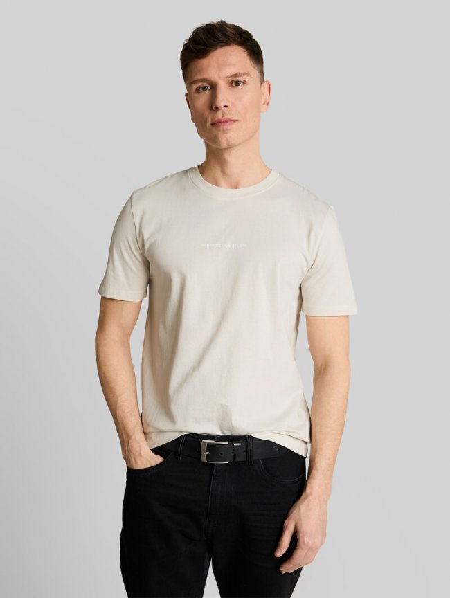 Tom Tailor T-Shirt mit Rückenprint - Greyish White Tom Tailor T-Shirt mit Rückenprint - Greyish White
