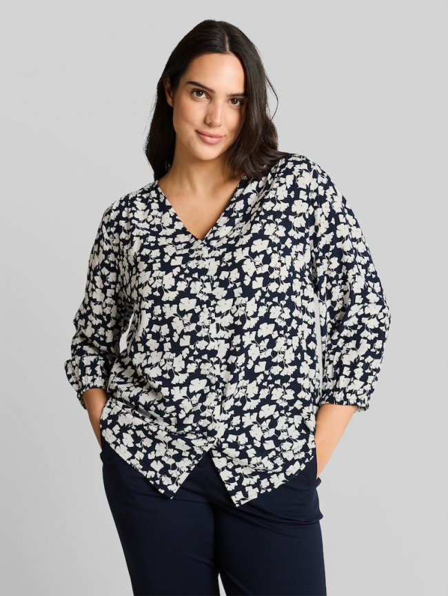 Tom Tailor Plus Size - Bluse aus Viskose - Blue Ginkgo Minimal Tom Tailor Plus Size - Bluse aus Viskose - Blue Ginkgo Minimal
