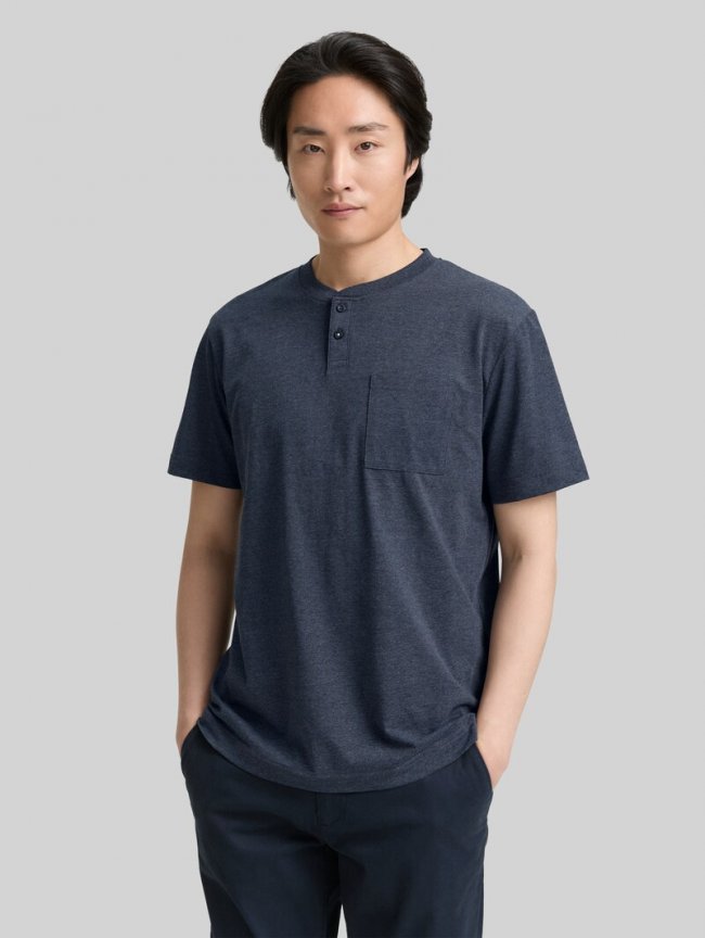 Tom Tailor Henley T-Shirt mit Brusttasche - Sky Captain Blue White Melange Tom Tailor Henley T-Shirt mit Brusttasche - Sky Captain Blue White Melange