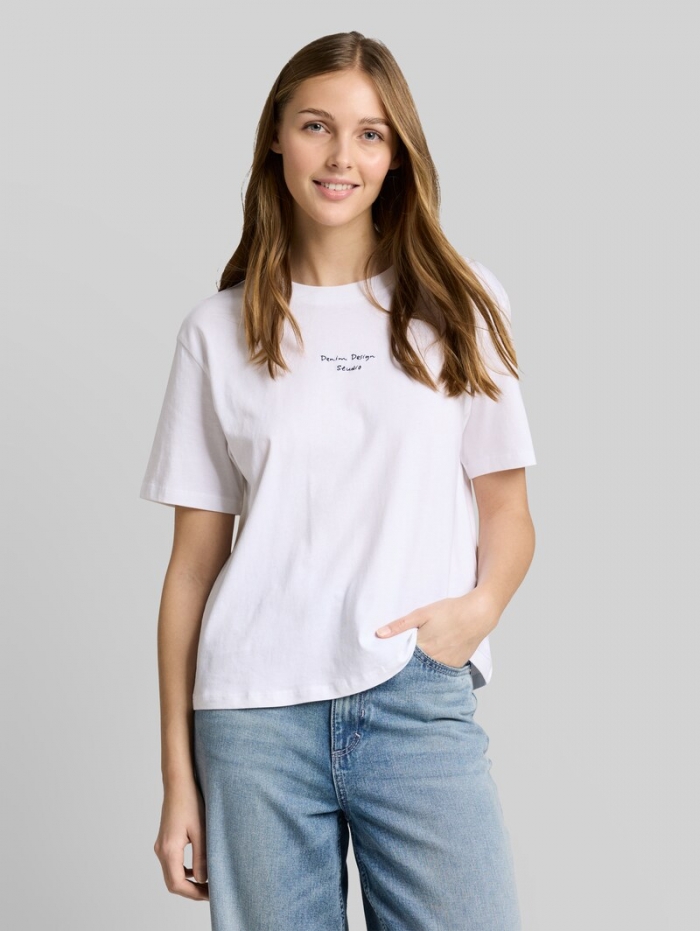 Tom Tailor Boxy Fit T-Shirt mit Stickerei - White Tom Tailor Boxy Fit T-Shirt mit Stickerei - White