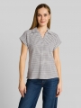 Tom Tailor Loose Fit Jacquard T-Shirt mit Polokragen - Navy Offwhite Structure Stripe Tom Tailor Loose Fit Jacquard T-Shirt mit Polokragen - Navy Offwhite Structure Stripe