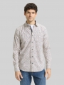 Tom Tailor Fitted Hemd mit Muster - White Abstract Design Tom Tailor Fitted Hemd mit Muster - White Abstract Design