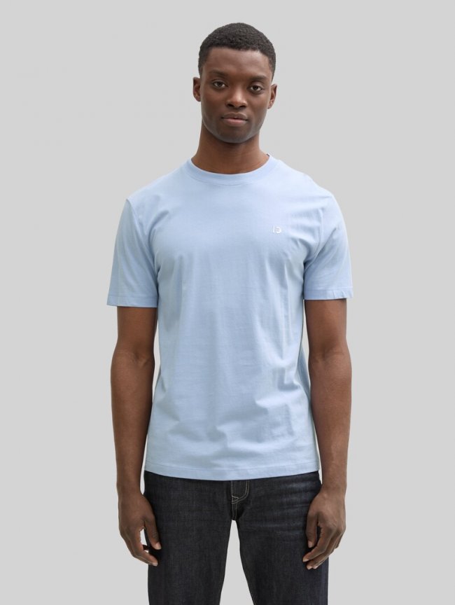 Tom Tailor Basic T-Shirt mit Logo-Print - Brunnera Blue Tom Tailor Basic T-Shirt mit Logo-Print - Brunnera Blue