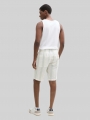 Tom Tailor Relaxed Fit Shorts aus Baumwolle - Off White Big Structure Stripe Tom Tailor Relaxed Fit Shorts aus Baumwolle - Off White Big Structure Stripe