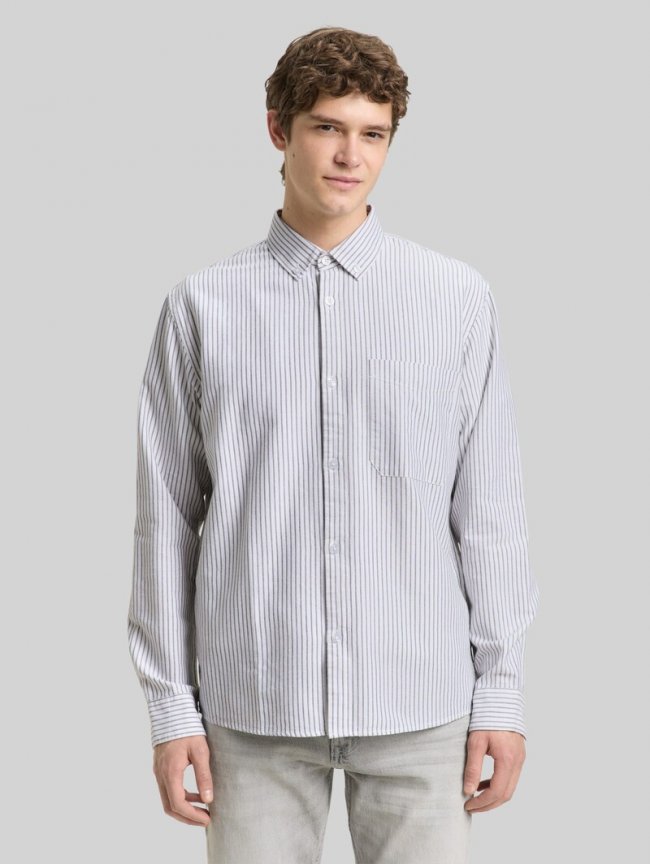 Tom Tailor Relaxed Fit Hemd aus Baumwolle - White Olive Stripe Tom Tailor Relaxed Fit Hemd aus Baumwolle - White Olive Stripe