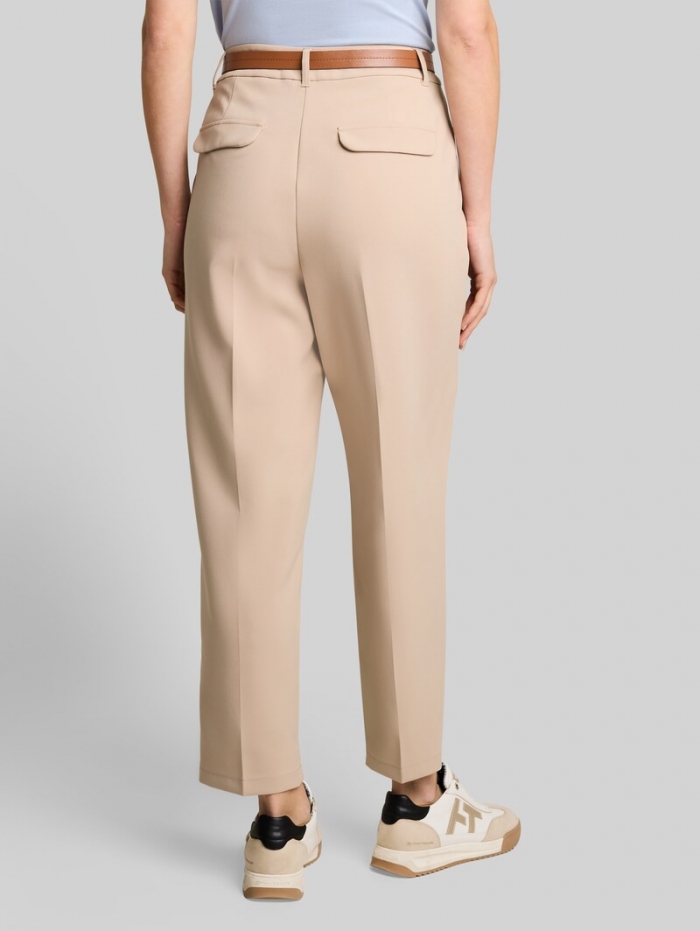 Tom Tailor Loose Fit Barrel Hose mit Gürtel - Gravel Beige Tom Tailor Loose Fit Barrel Hose mit Gürtel - Gravel Beige
