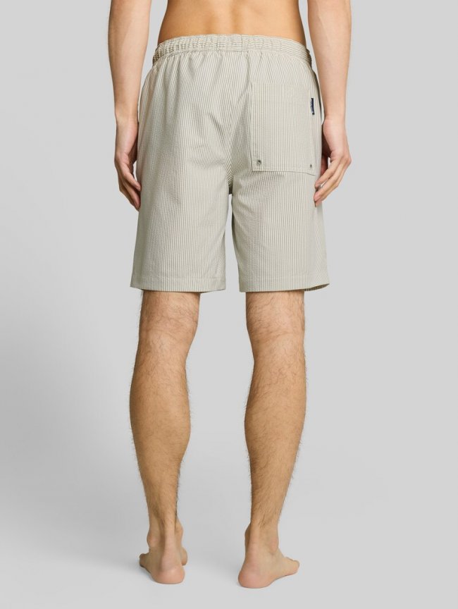 Tom Tailor Seersucker Badeshorts mit Streifenmuster - Green Beige Vertical Stripe Tom Tailor Seersucker Badeshorts mit Streifenmuster - Green Beige Vertical Stripe