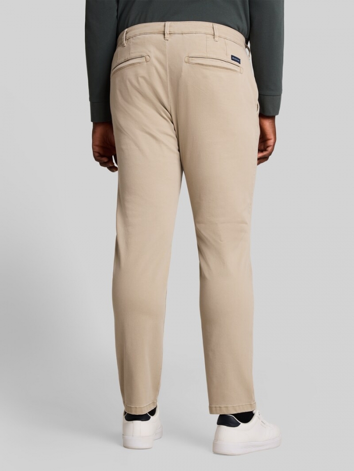 Tom Tailor Plus Size - Regular Fit Chino Hose im Washed-Look - Plaza Beige Tom Tailor Plus Size - Regular Fit Chino Hose im Washed-Look - Plaza Beige