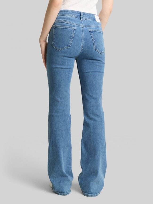 Tom Tailor TTAVA FLARED Jeans mit aufgesetzten Taschen - Light Stone Blue Denim Tom Tailor TTAVA FLARED Jeans mit aufgesetzten Taschen - Light Stone Blue Denim